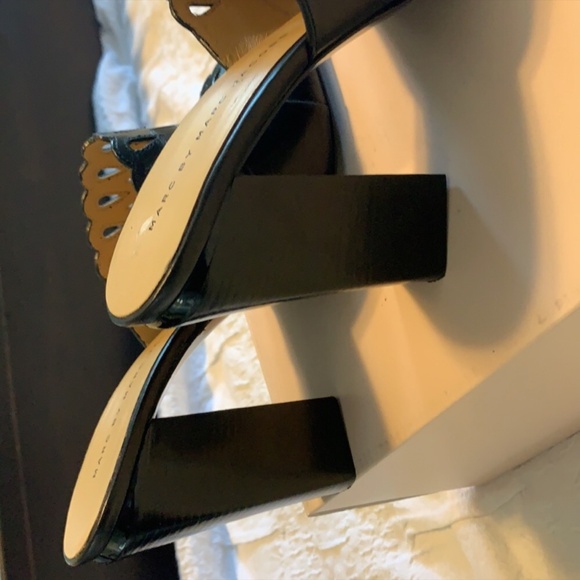 Marc by Marc Jacobs Sandals Sz.9.5 Like New - Picture 8 of 8